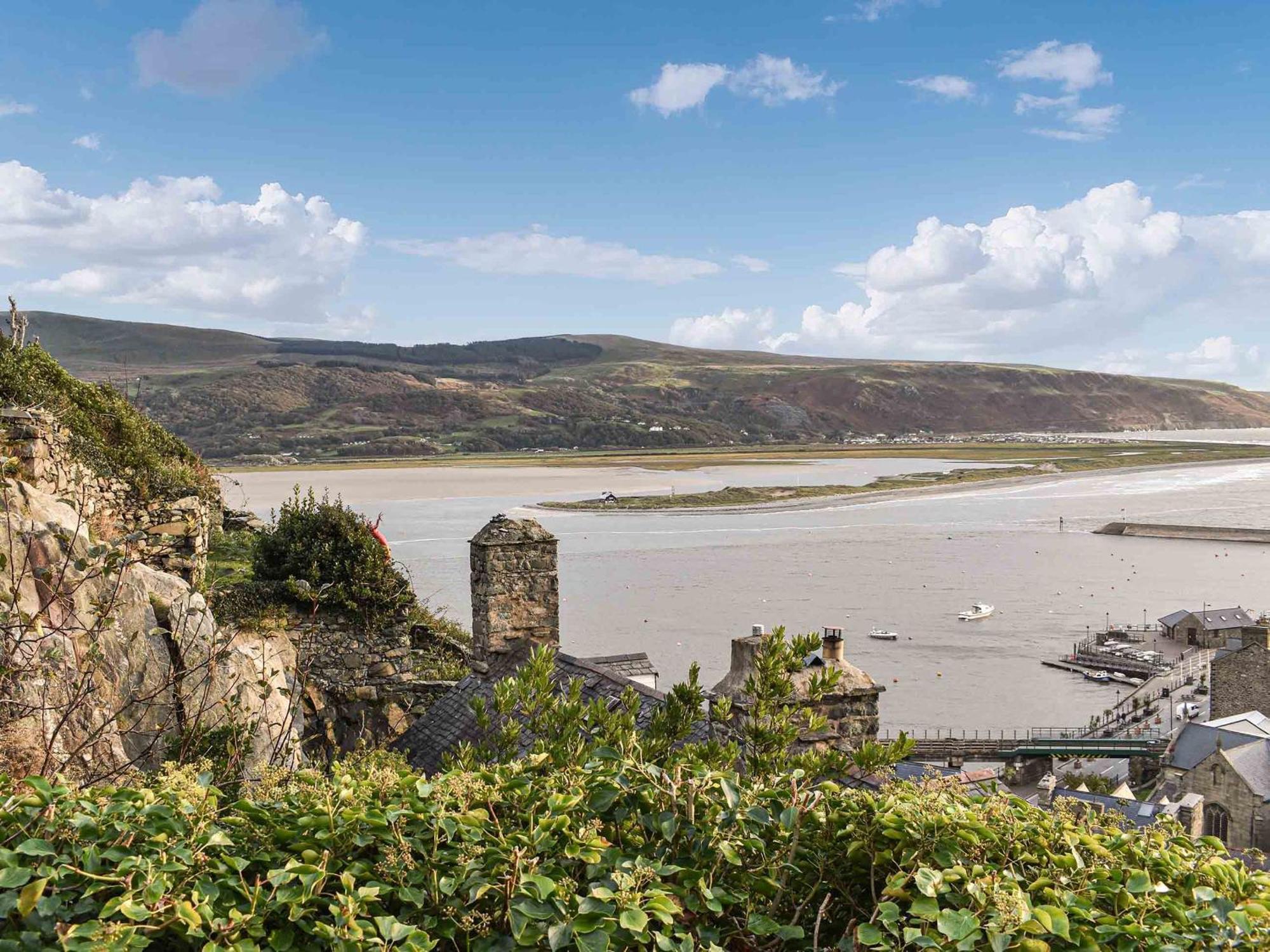 Bwth Carron Villa Barmouth Exterior photo